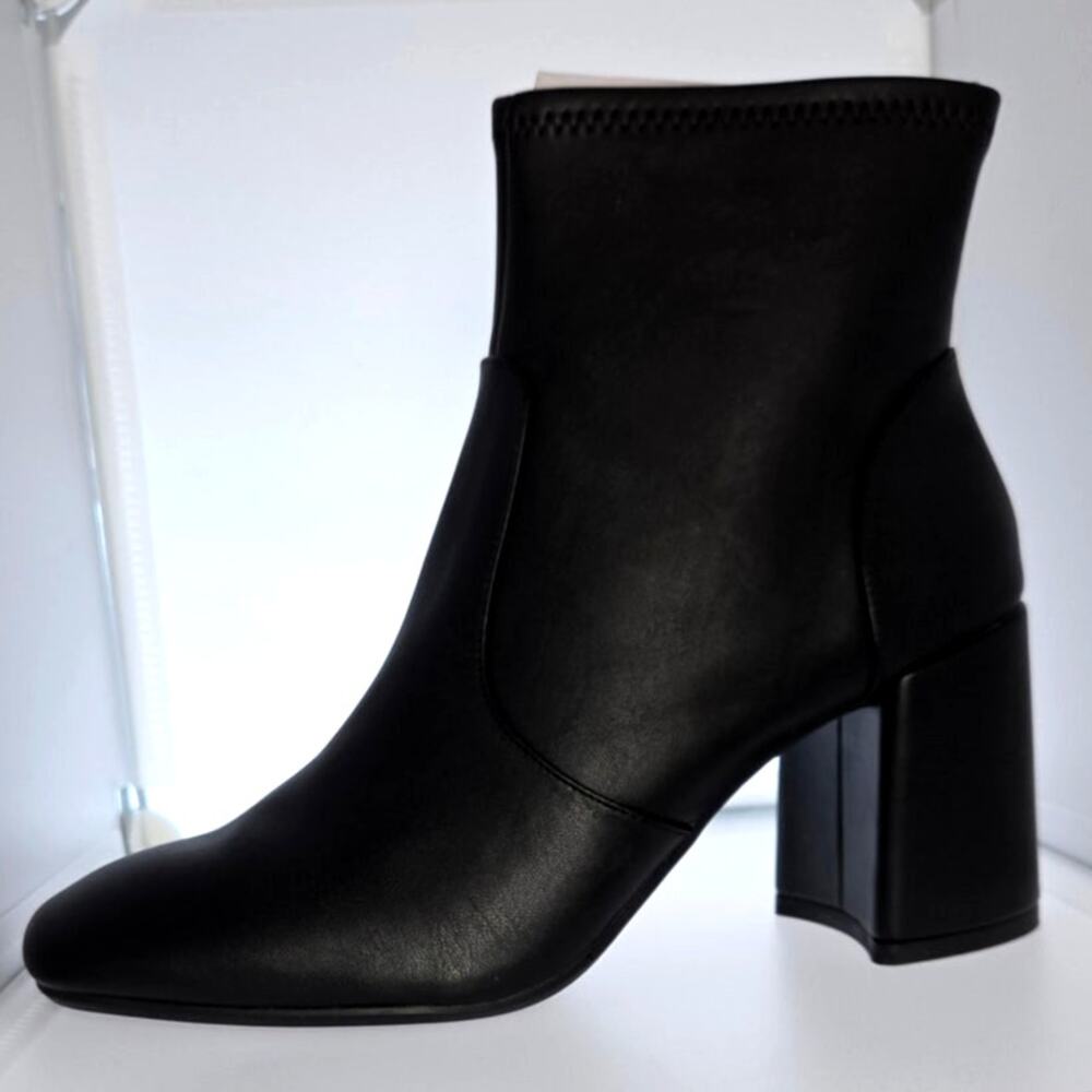Steve Madden Women's sz 11 NEW IN BOX WITH TAGS 6" Low Shaft 3" Block Heel Boots